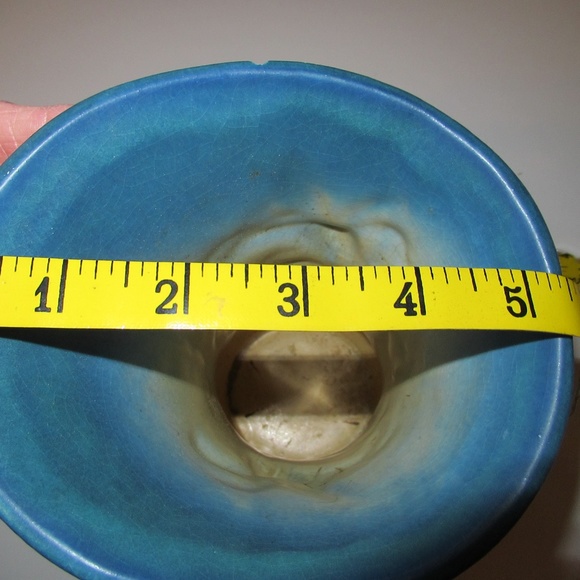 Roseville Zephyr Lily Pottery vase - Picture 7 of 11